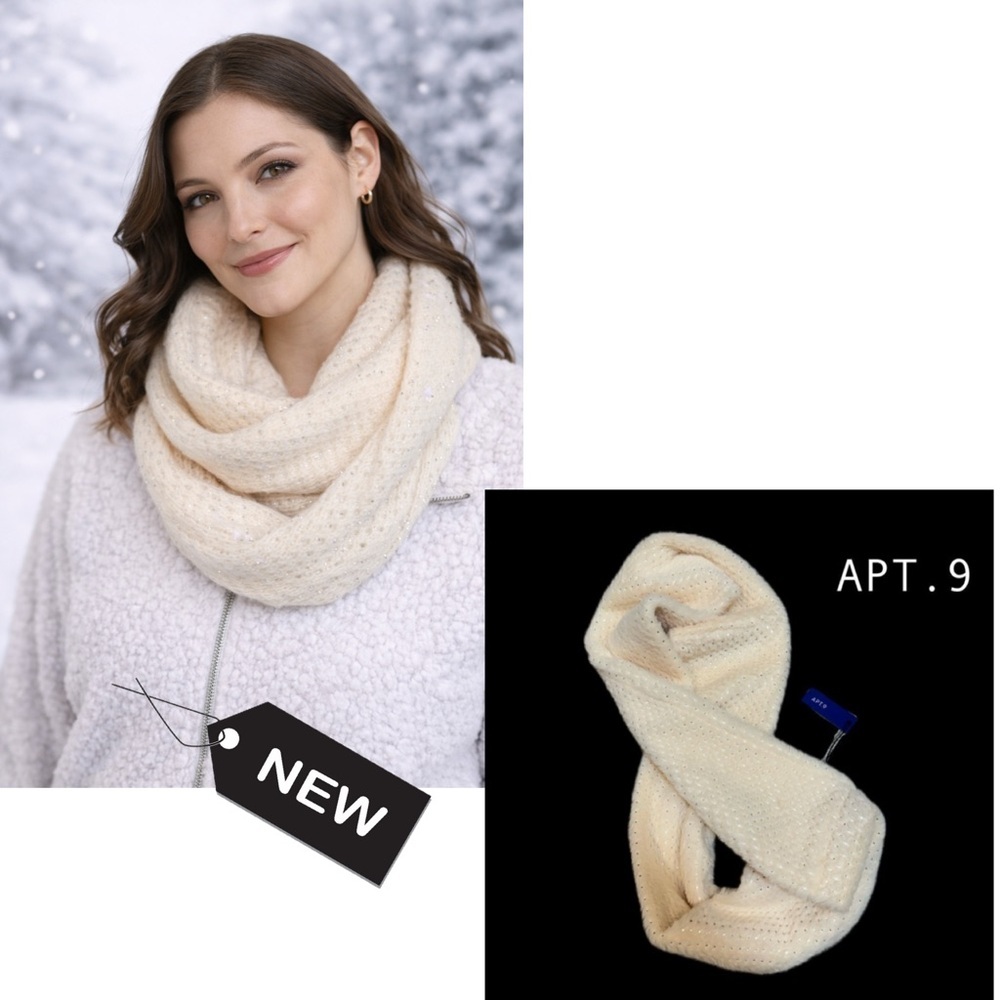 NWT Apt. 9 Cream Faux Fur Infinity Scarf w/Metallic Silver Dots